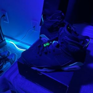 Meet your Posher, Kevin